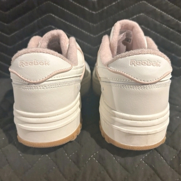 Women's Campio Extra Platform Reebok Sneakers Woman Size 7.5 New No Box - Picture 2 of 9